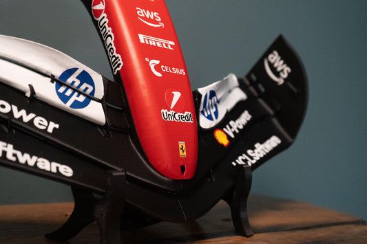Maqueta réplica del alerón delantero/spoiler de Ferrari F1 (2025)
